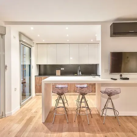 Beautiful Flat With Terrace And Parking- Апартаменты Тулуза